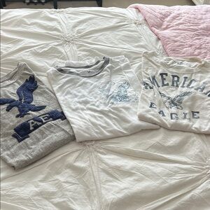 American Eagle Outfitters Short Sleeve Tees - Gray, White, Blue